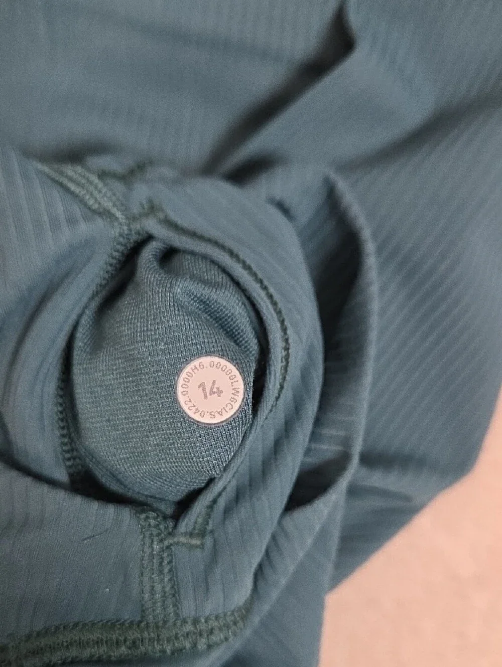 Lululemon W6CIAS Align Ribbed High-Rise Crop 23
